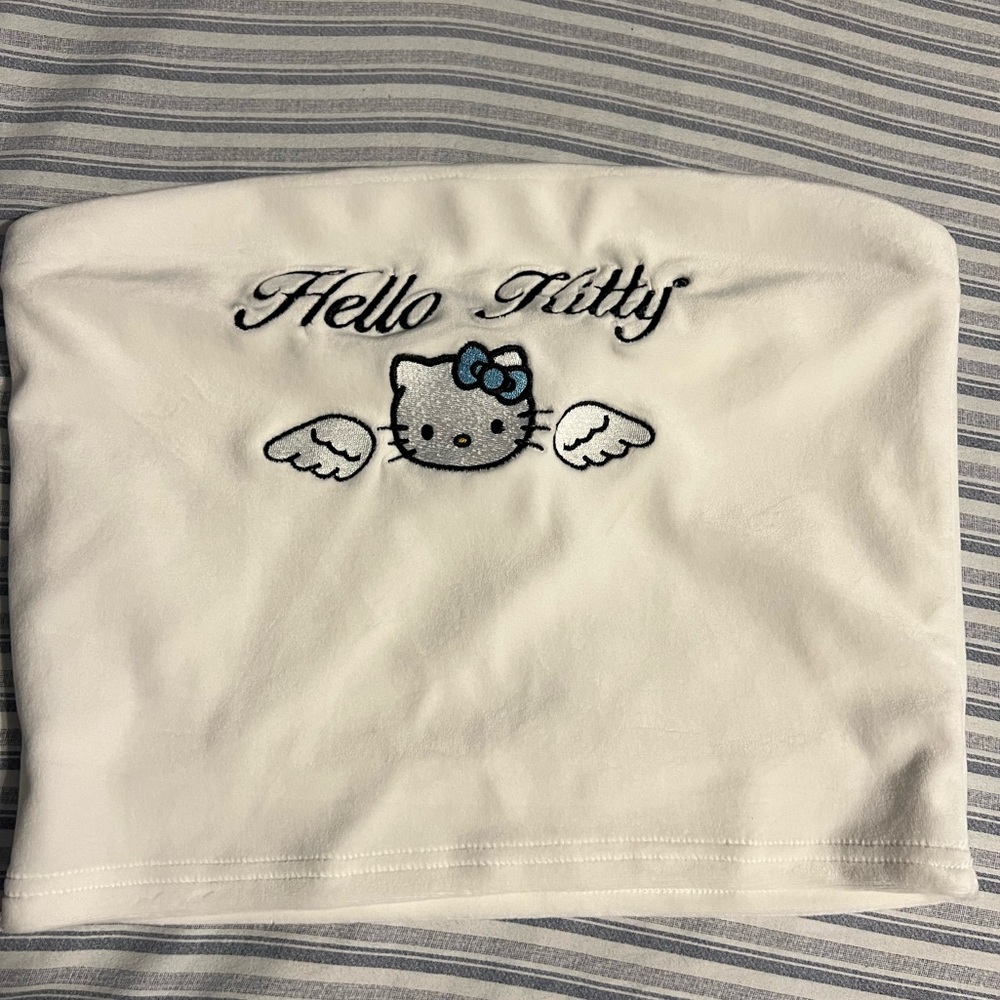 Forever 21 x Hello Kitty 🤍